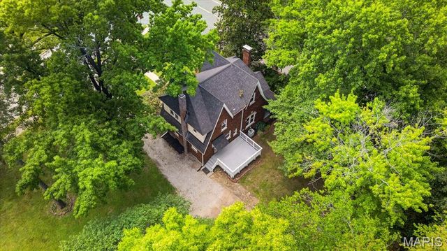 101 Mesa Drive, Collinsville, IL 62234