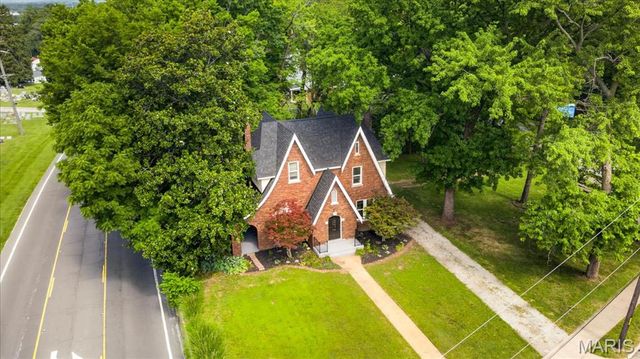 101 Mesa Drive, Collinsville, IL 62234