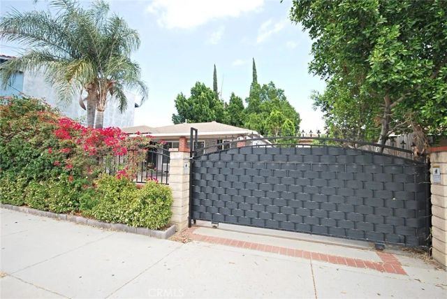 10622 Zelzah Avenue, Granada Hills, CA 91344
