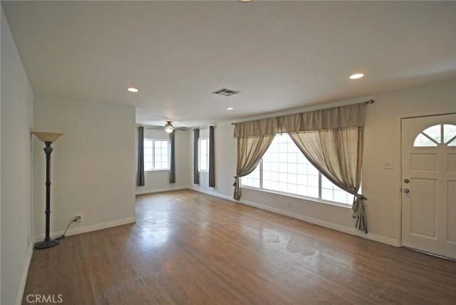 10622 Zelzah Avenue, Granada Hills, CA 91344