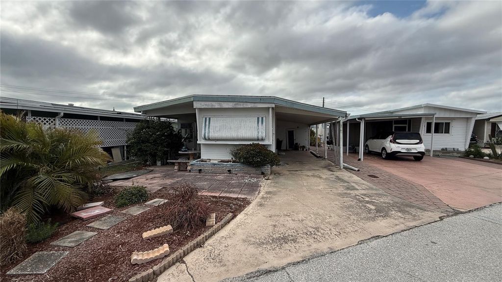 6620 DAKOTA STREET, Bradenton, FL 34207