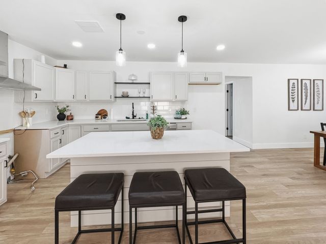 5421 JERRI, Haltom City, TX 76116