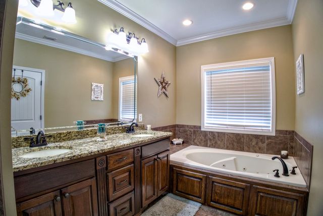 920 Windmill, Newton, AL 36352