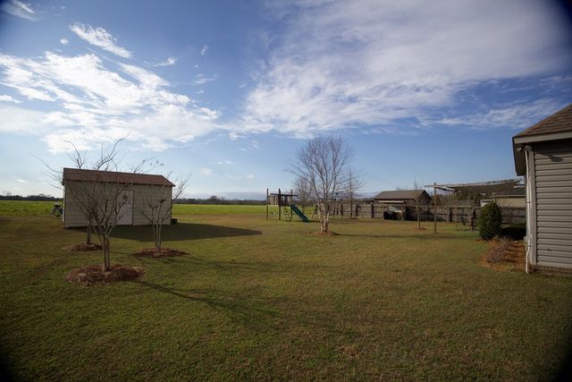 920 Windmill, Newton, AL 36352