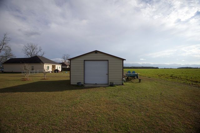 920 Windmill, Newton, AL 36352