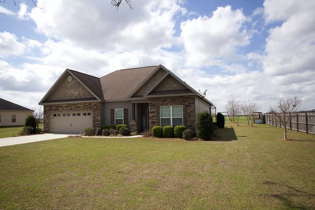 920 Windmill, Newton, AL 36352