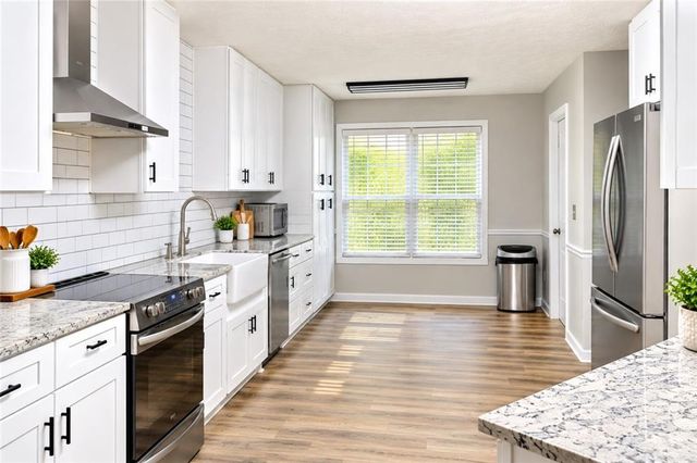 155 RoseWalk Drive, Covington, GA 30016