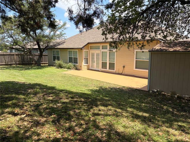 3800 Annapolis CV, Lago Vista, TX 78645