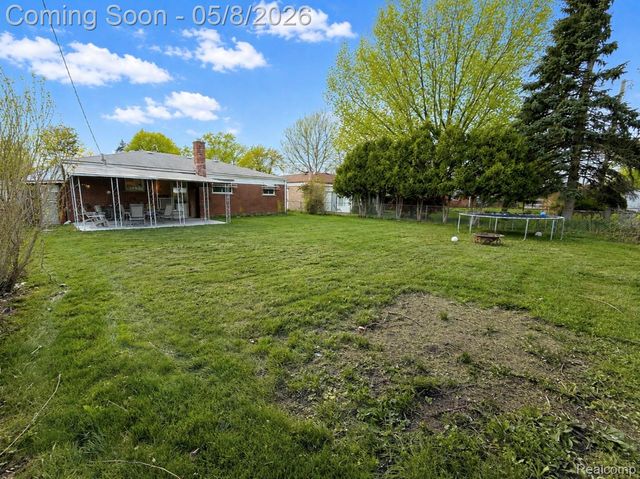 28062 Cunningham Drive, Warren, MI 48092