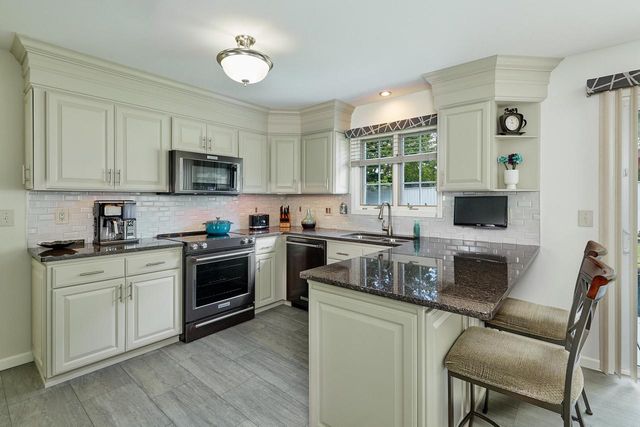 14 Virginia STREET, Racine, WI 53405