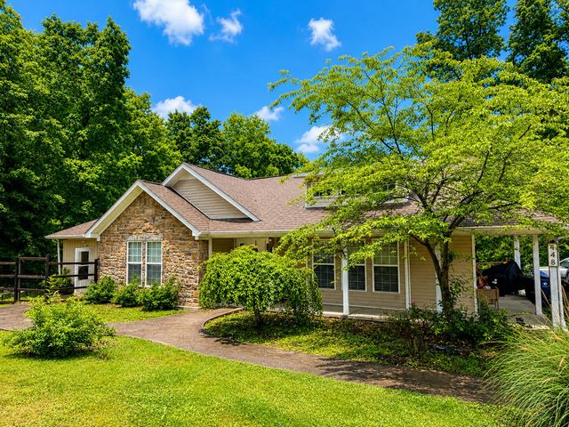 448 Scarlet Oak Drive, London, KY 40741