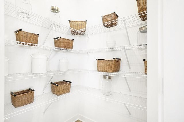 8403 Grand Appaloosa Way, Indianapolis, IN 46235