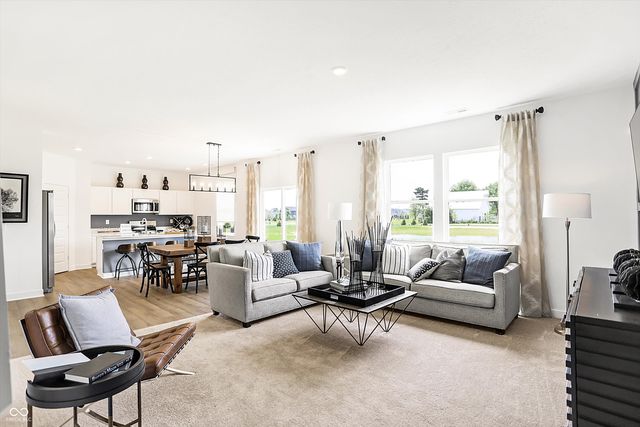 8403 Grand Appaloosa Way, Indianapolis, IN 46235