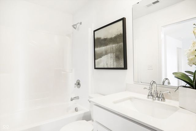 8403 Grand Appaloosa Way, Indianapolis, IN 46235