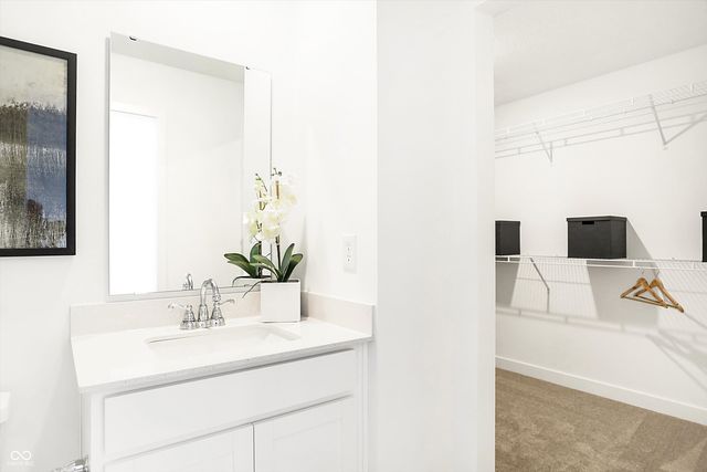 8403 Grand Appaloosa Way, Indianapolis, IN 46235