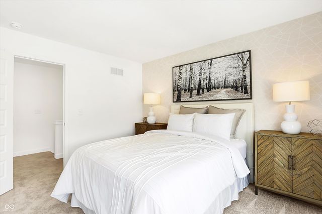 8403 Grand Appaloosa Way, Indianapolis, IN 46235