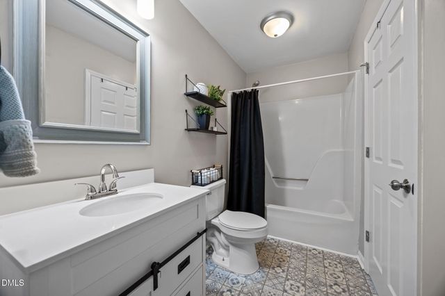 102 Fairburn Court, Wake Forest, NC 27587