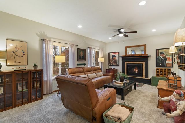 1356 Byfield Parkway, Valparaiso, IN 46385