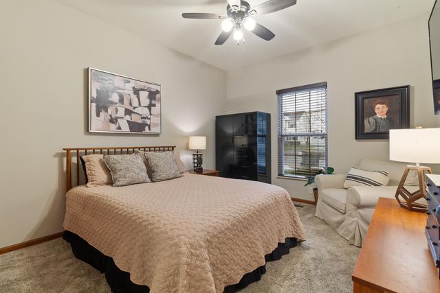 1356 Byfield Parkway, Valparaiso, IN 46385