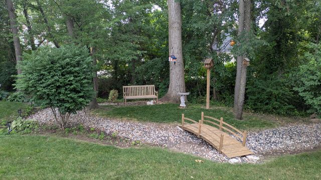 1356 Byfield Parkway, Valparaiso, IN 46385