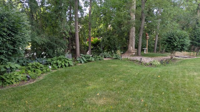 1356 Byfield Parkway, Valparaiso, IN 46385