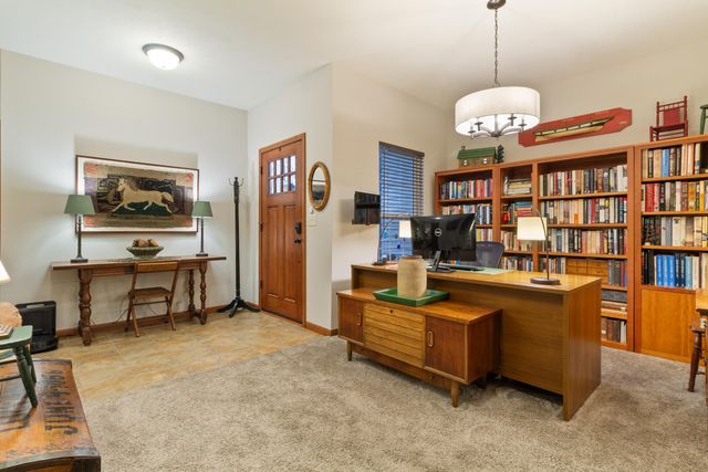 1356 Byfield Parkway, Valparaiso, IN 46385