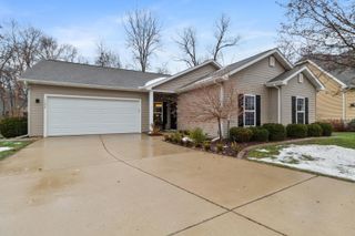 1356 Byfield Parkway, Valparaiso, IN 46385