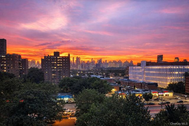 21-20 33rd Road 10B, Astoria, NY 11106