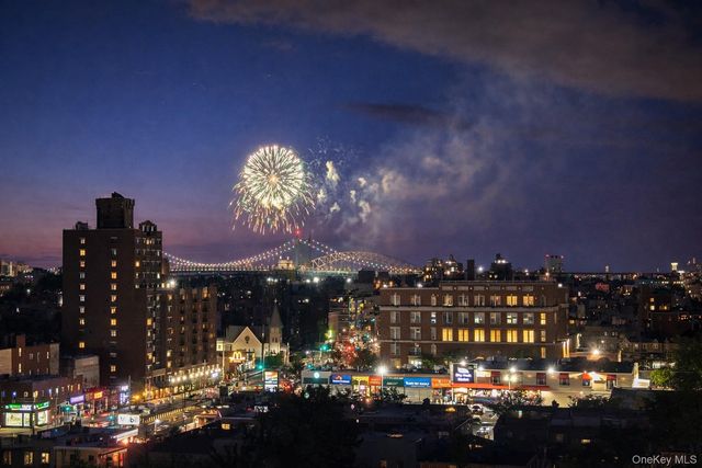 21-20 33rd Road 10B, Astoria, NY 11106