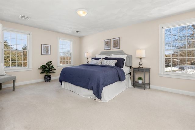 7 Hickory Lane, Ipswich, MA 01938