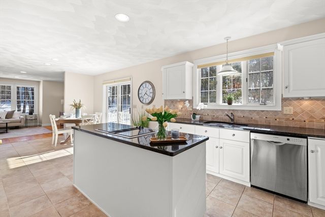 7 Hickory Lane, Ipswich, MA 01938