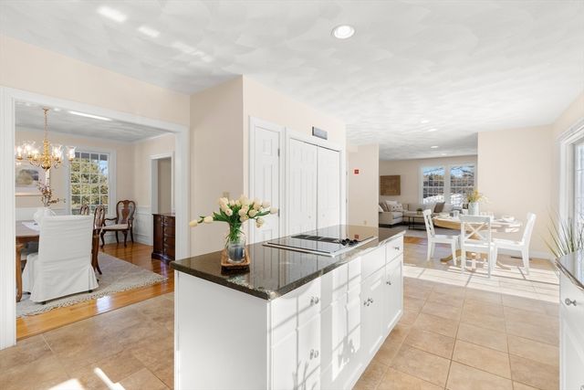 7 Hickory Lane, Ipswich, MA 01938