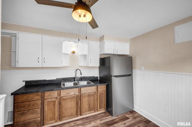 520 E MELBOURNE Avenue, Peoria, IL 61603