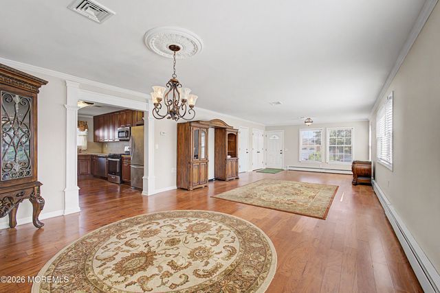 2 Virgin Islands Drive, Toms River, NJ 08757
