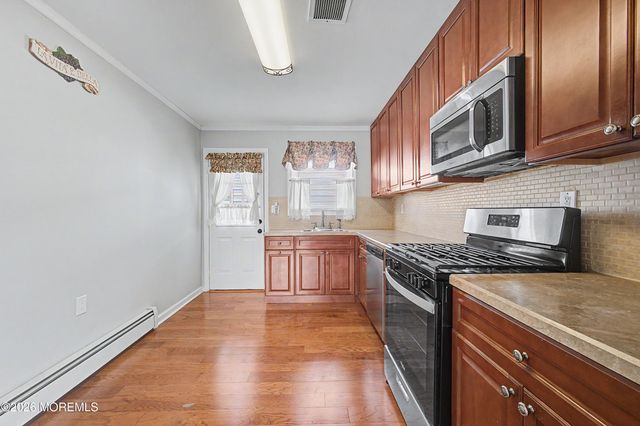 2 Virgin Islands Drive, Toms River, NJ 08757
