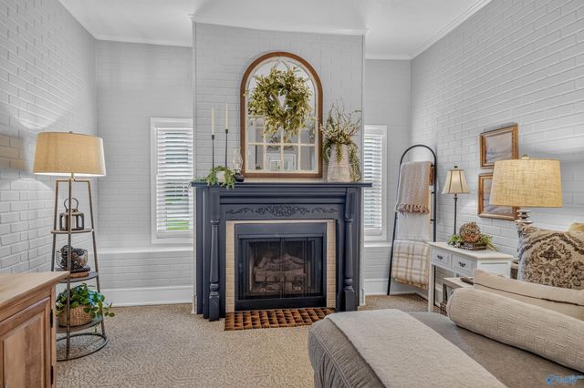 505 Jeffery Drive NW, Huntsville, AL 35806