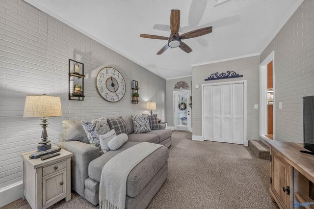 505 Jeffery Drive NW, Huntsville, AL 35806