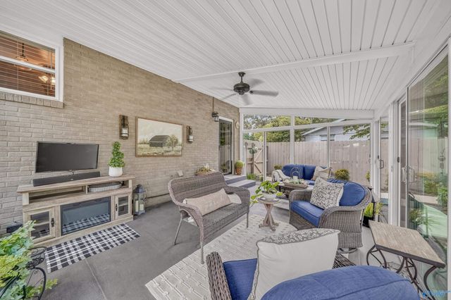 505 Jeffery Drive NW, Huntsville, AL 35806