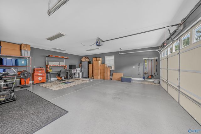 505 Jeffery Drive NW, Huntsville, AL 35806