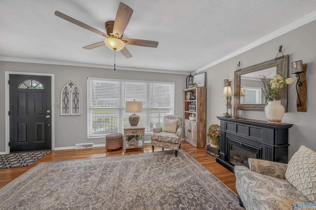 505 Jeffery Drive NW, Huntsville, AL 35806
