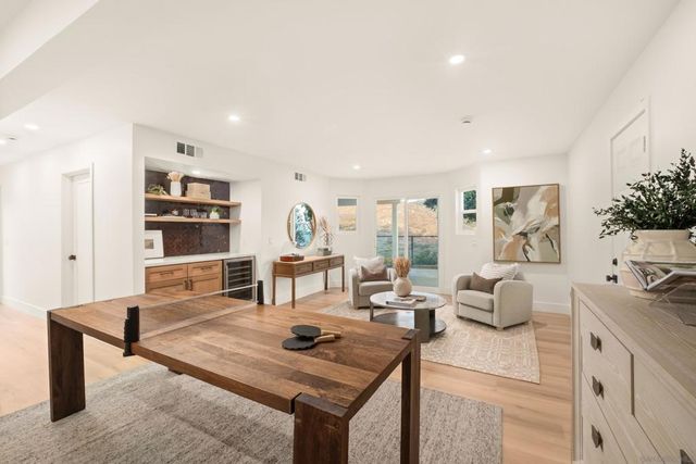11337 Caprice Pl, Escondido, CA 92026