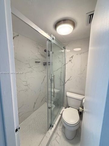 3660 NE 166th St 506, North Miami Beach, FL 33160