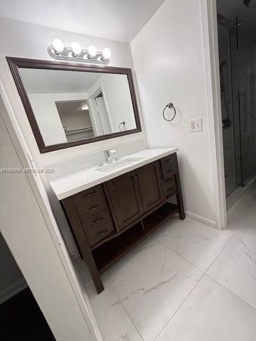 3660 NE 166th St 506, North Miami Beach, FL 33160