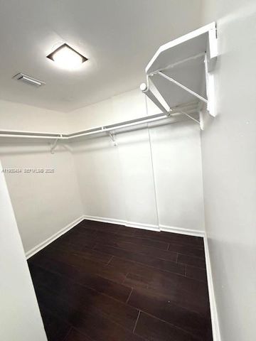 3660 NE 166th St 506, North Miami Beach, FL 33160