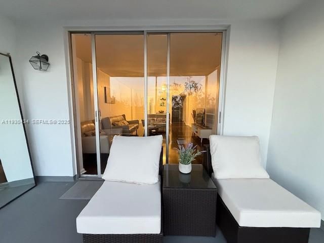 3660 NE 166th St 506, North Miami Beach, FL 33160