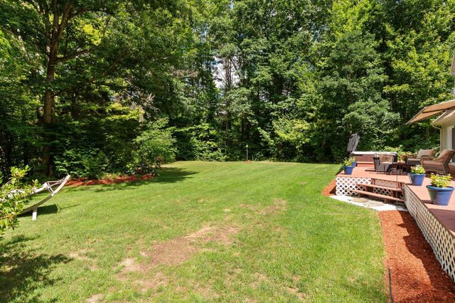 22 Lang Drive, Essex, VT 05452