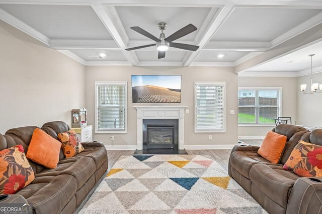 121 Mitchem Creek Drive, Loganville, GA 30052