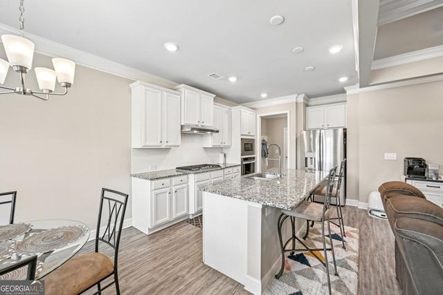 121 Mitchem Creek Drive, Loganville, GA 30052
