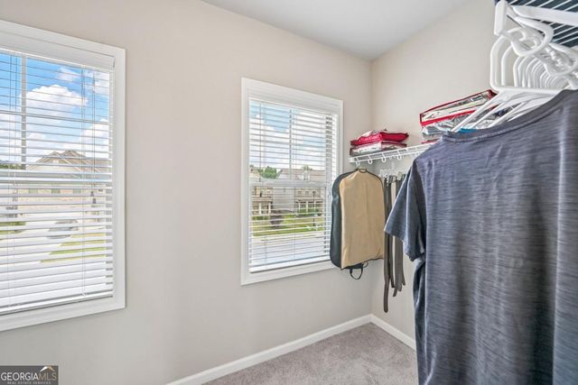 121 Mitchem Creek Drive, Loganville, GA 30052