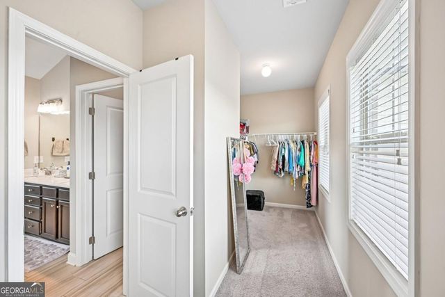 121 Mitchem Creek Drive, Loganville, GA 30052